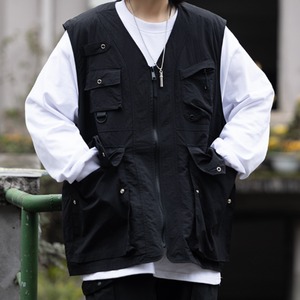 Multi-Pockets V-neck Vest [117]