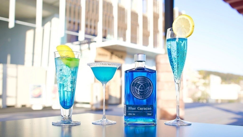 白浜蒸留所 シラハマ・クラシック・ブルーキュラソー / SHIRAHAMA