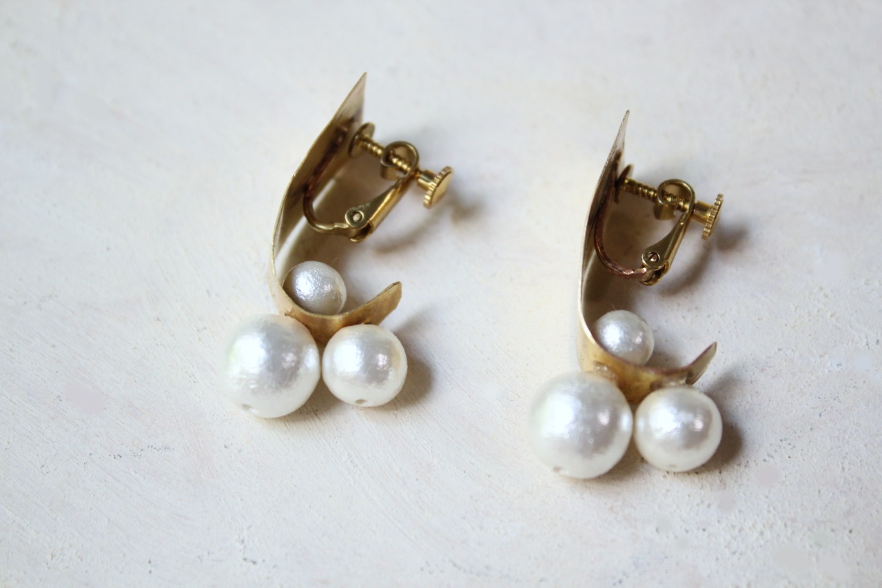 真鍮とコットンパールの大ぶりピアス＆イヤリング