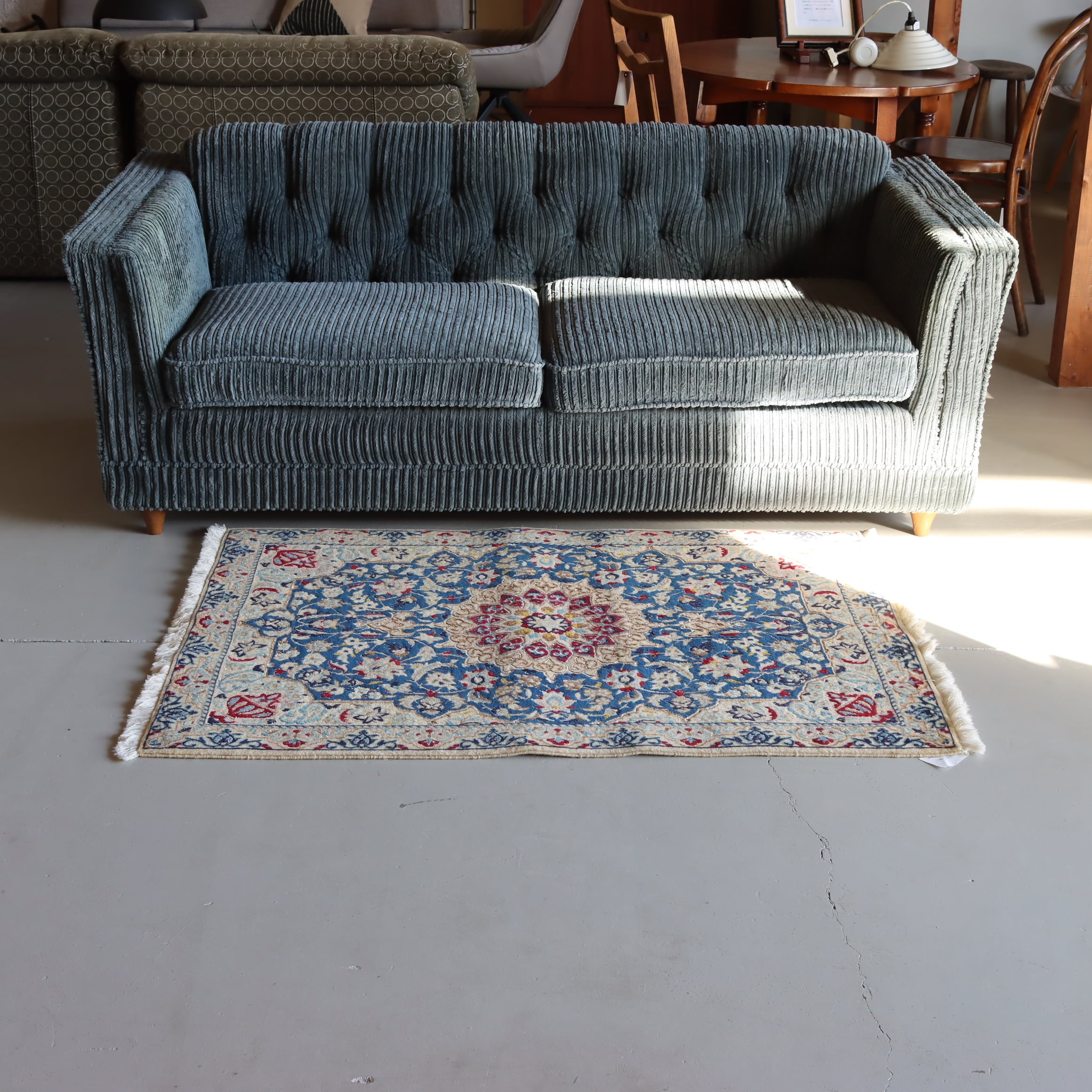 Vintage Tribal Rug トライバルラグ 中盤サイズ イラン