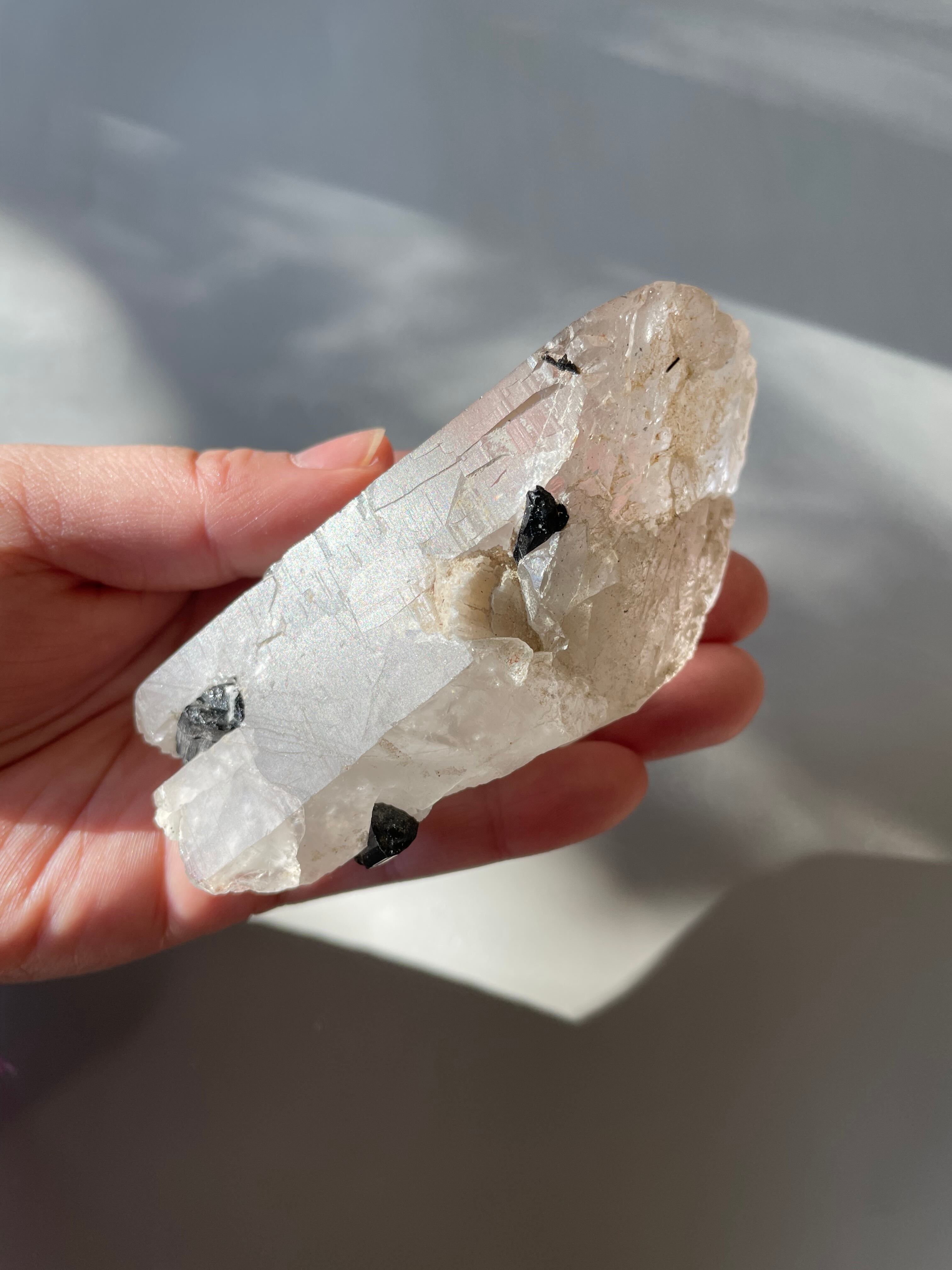パキスタン　ギルギット　スカルドゥ産　ブラックトルマリンインクォーツ　DT　セルフフィード