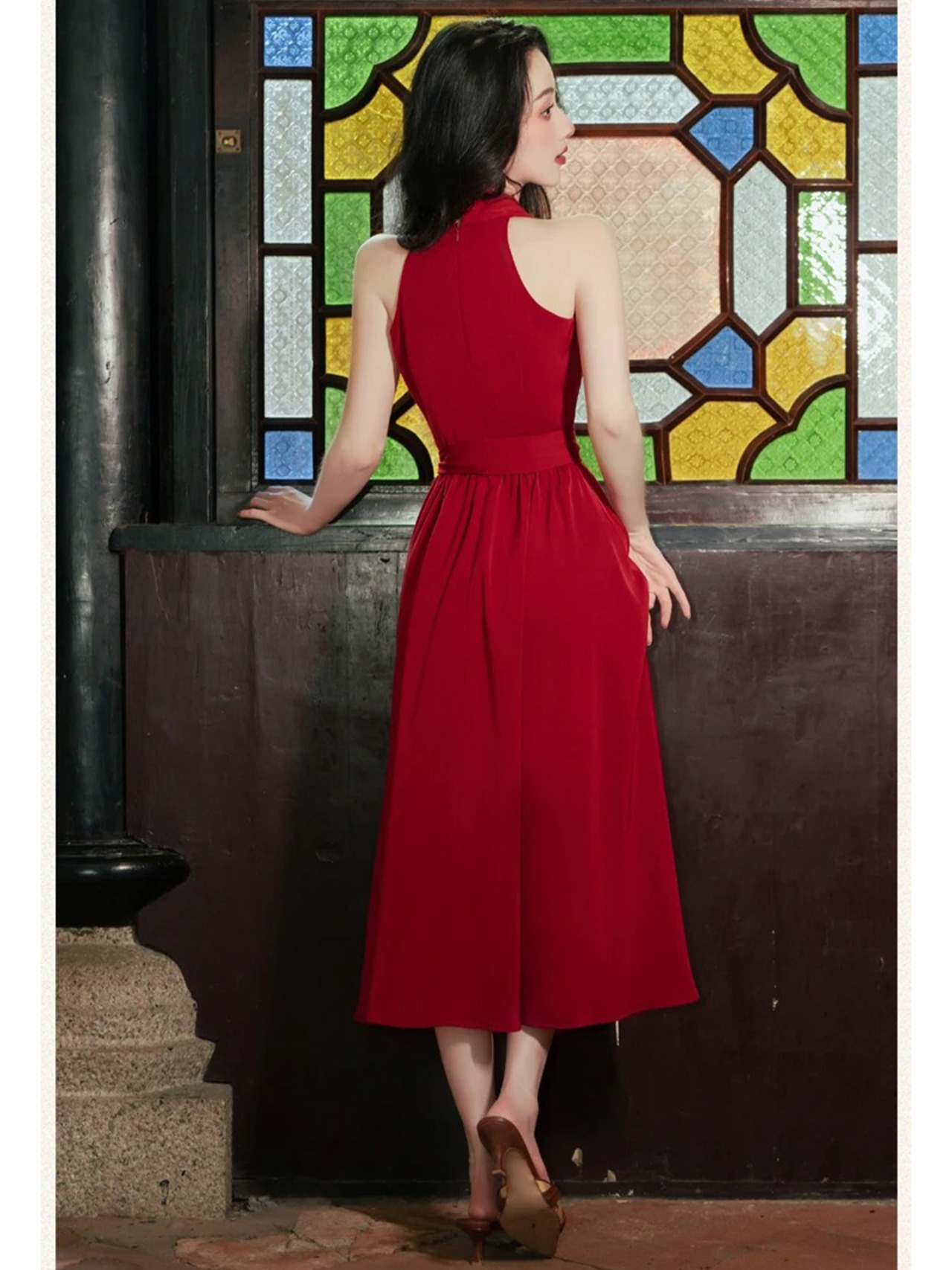 【0242】Red Chiffon Halter Neck Short Sleeve Dress