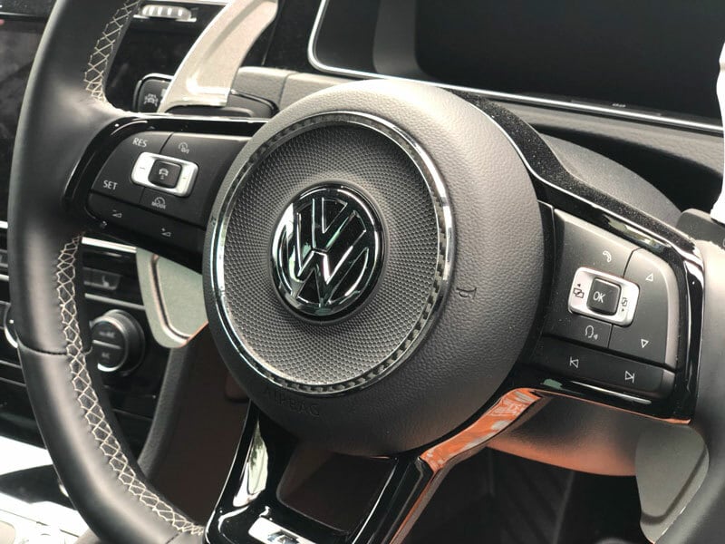 GOLF7.5R / ステアリングセンターリング ブラックカーボン