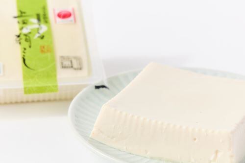 上田の絹こし (400g) | 豆腐の取り寄せ・通販は京都 上田とうふが