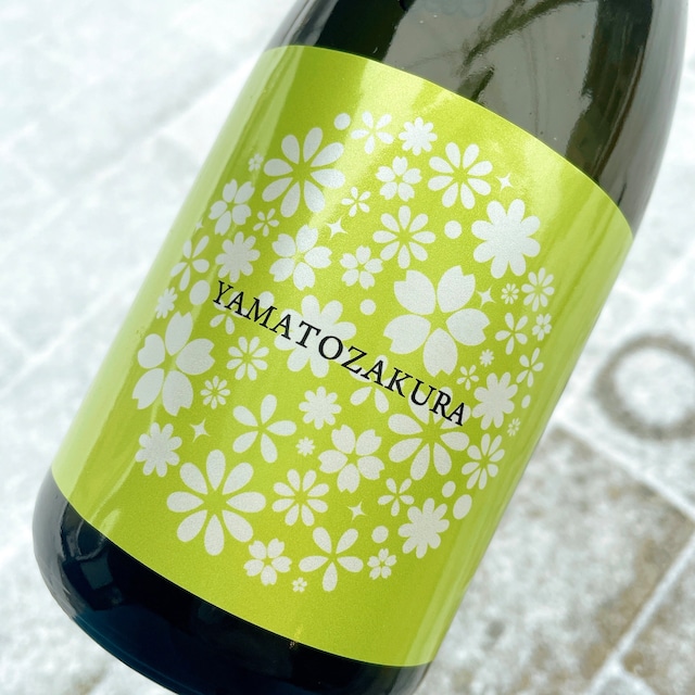 純米酒　やまと桜　八反錦　720ml