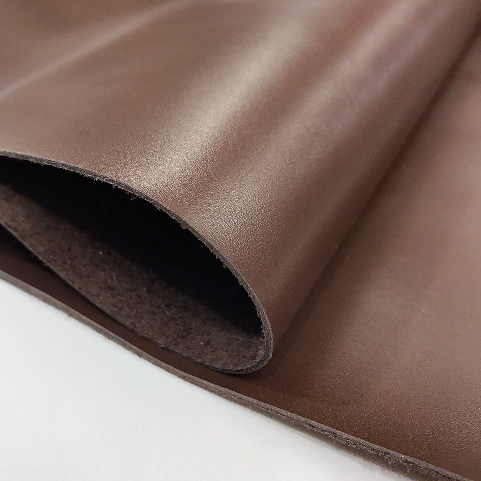 茶系 | and leather【初心者～中級者のための革素材・レザークラフト