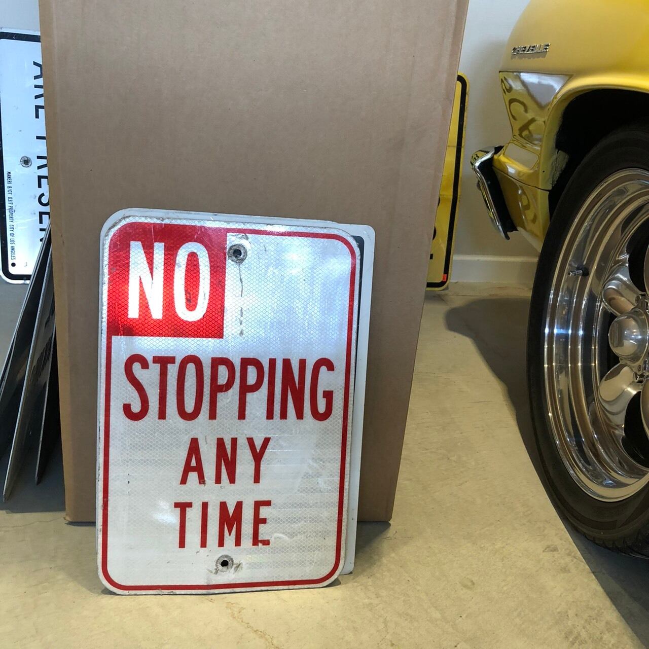 NO STOPPING ANY TIME　アメリカンロードサイン　トラフィックサイン　道路標識