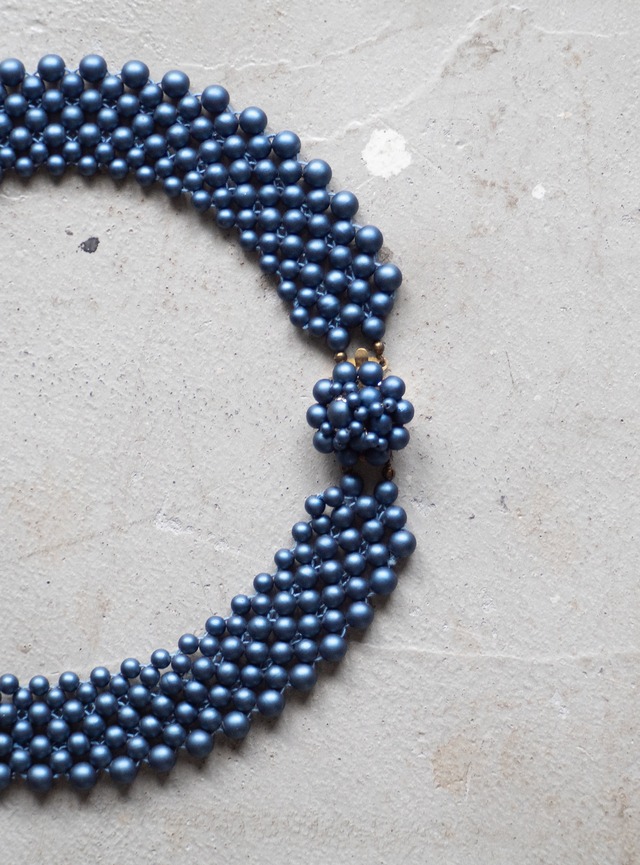 unknown 1970s False collar beads necklace