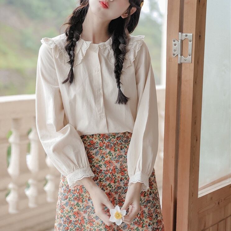 トップス レディース シャツ ブラウス 袖あり 長袖 襟付き レース かわいい 大人可愛い シンプル カジュアル フェミニン おしゃれ お洒落 ナチュラル ラフ ラブリー キュート ガーリー 個性的 レトロ モダン ロマンチック 抜け感 無地 OL 通勤 学生 通学 デート お出かけ 女子会 休日 アウトドア 旅行 散歩 カフェ巡り 送料無料 フリーサイズ アプリコット 春 秋 10代 20代 30代 40代 ママ 女性用 韓国 着回し 普段使い 重ね着 体型カバー コーデ スタイル プチプラ モテ