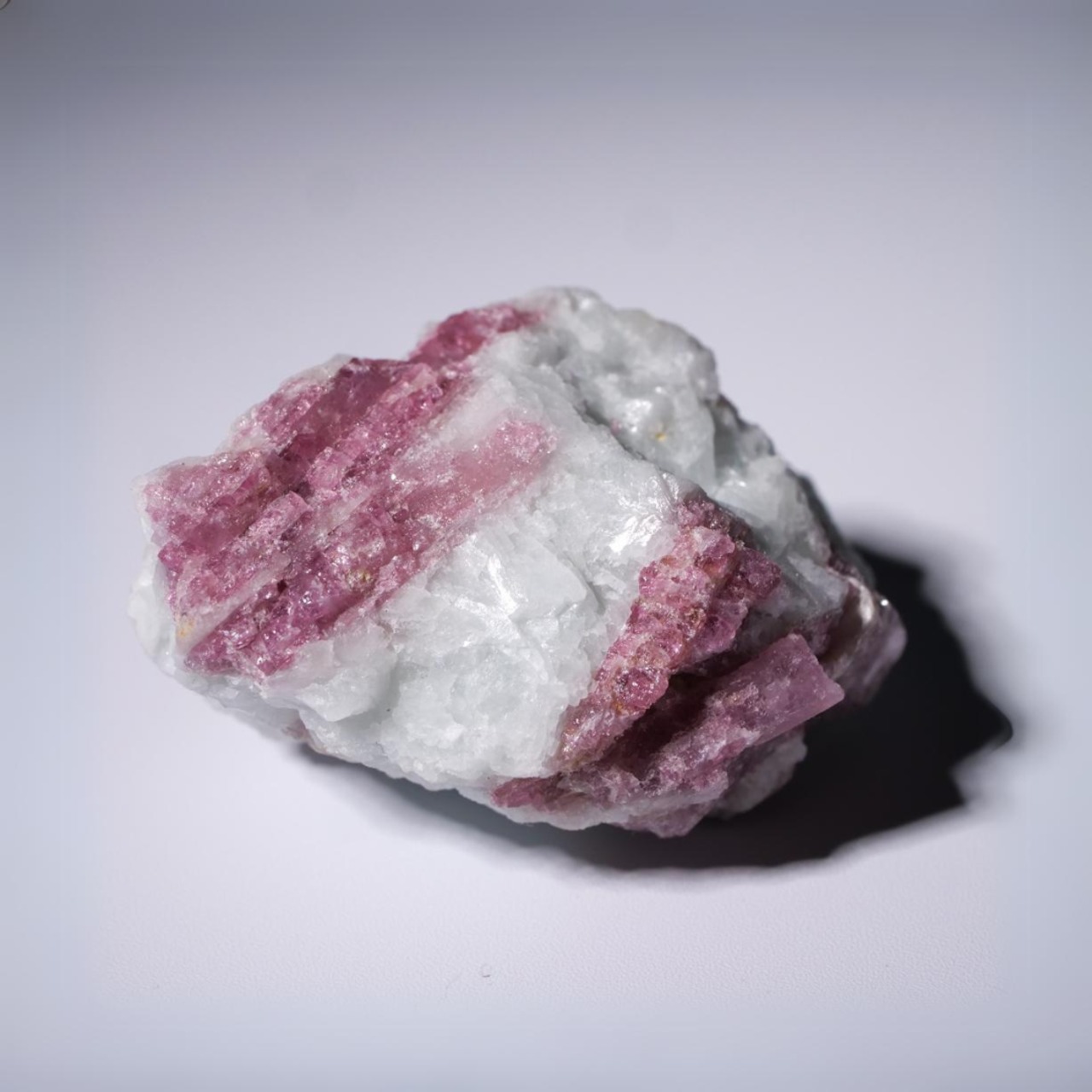 ピンク トルマリン / 原石 標本 | ariife.｜アリィーフェ｜天然石 鉱物