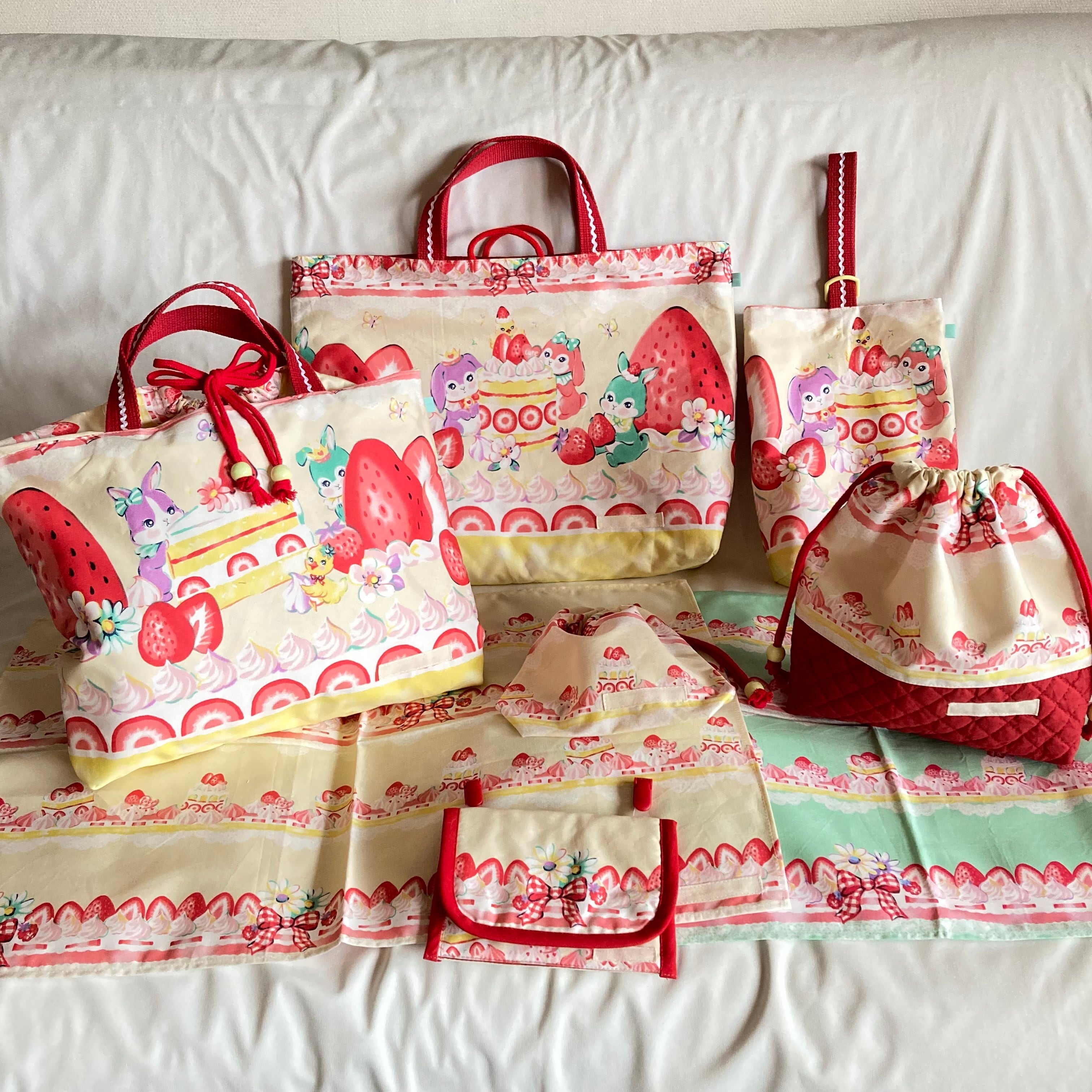 いちご 柄◇オーダー◇ 和え ランチョンマット 巾着袋 給食袋 コップ袋  