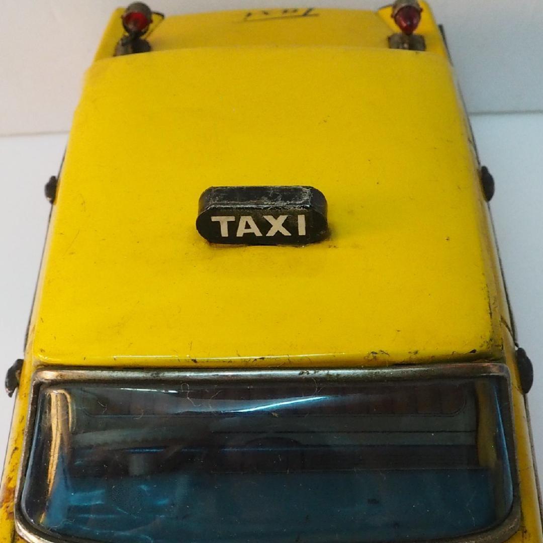 萬代屋【イスズ ベレル タクシー リモコン欠】当時物ブリキ製ミニカー