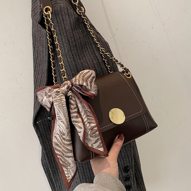 オータムウィンタースタンダードチェーン レッドスタイルシングル レトロ 秋物 冬物 メッセンジャーバッグ Tiancai_Wing_Bag14198750254