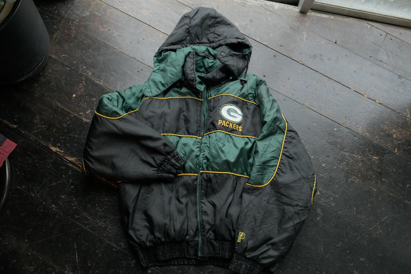 NFL PACKERS NYLON JACKET | mdh.com.sa