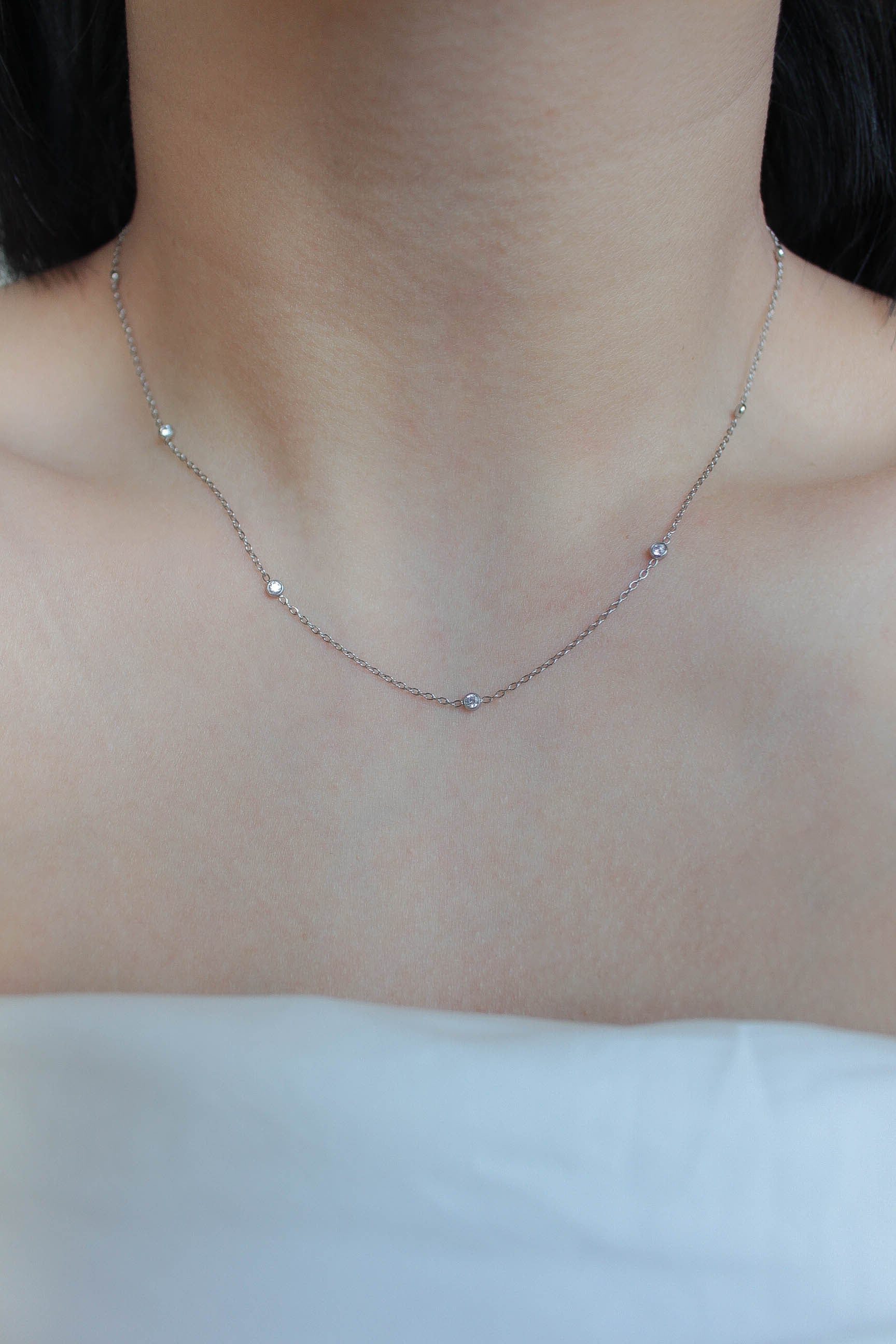 Dot Tiny Carat Necklace | 金属アレルギー対応のアクセサリー ebine