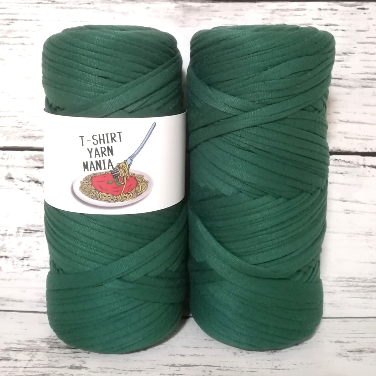 ブラック 黒色 1玉200g・ 50m Tシャツヤーン | T-SHIRT YARN MANIA