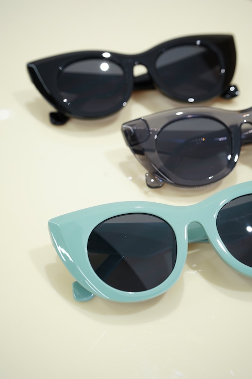 GOTU CAT SUNGLASSES
