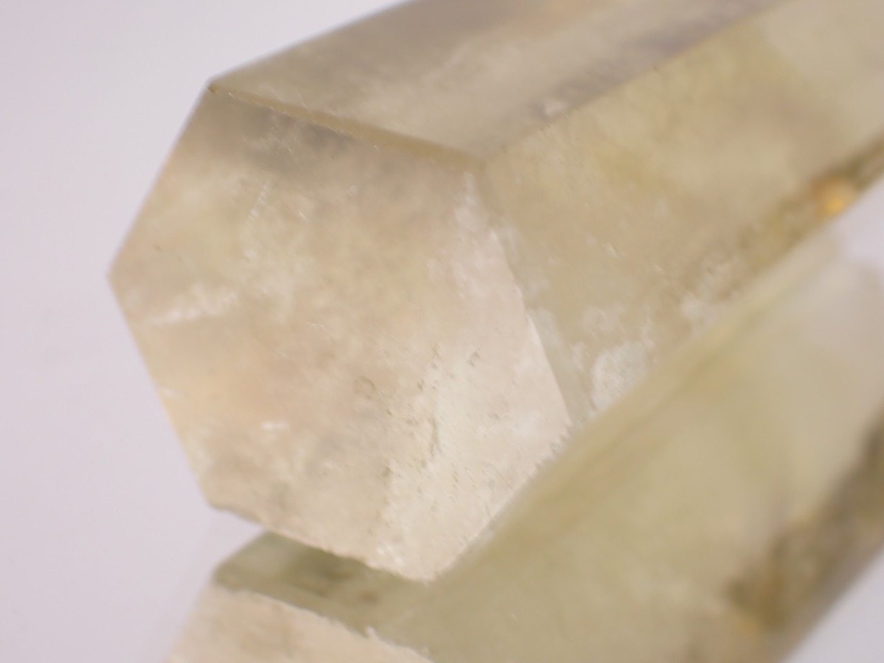 レモンクォーツ　オベリスク/シングルポイント　36.9g　[D2-7]