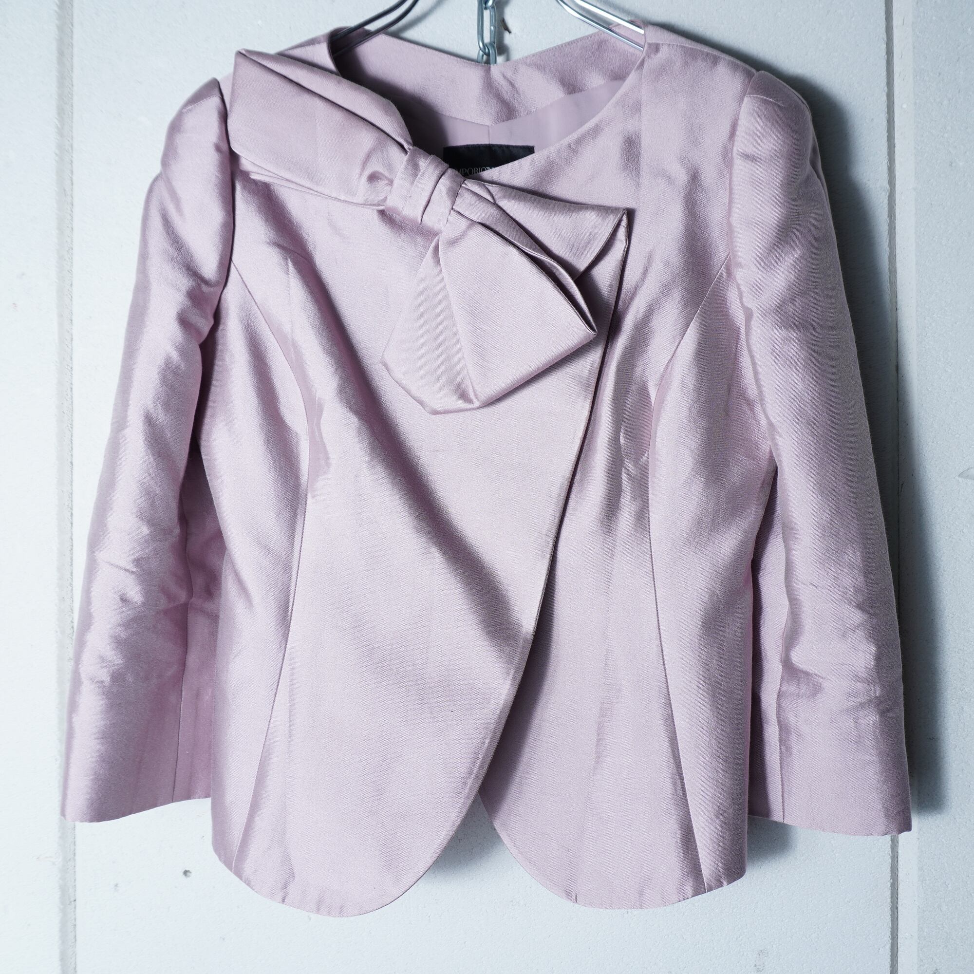 EMPORIO ARMANI 薄紫 ノーカラーショートジャケット EMPORIO ARMANI】エンポリオアルマーニ ノーカラーショートジャケット