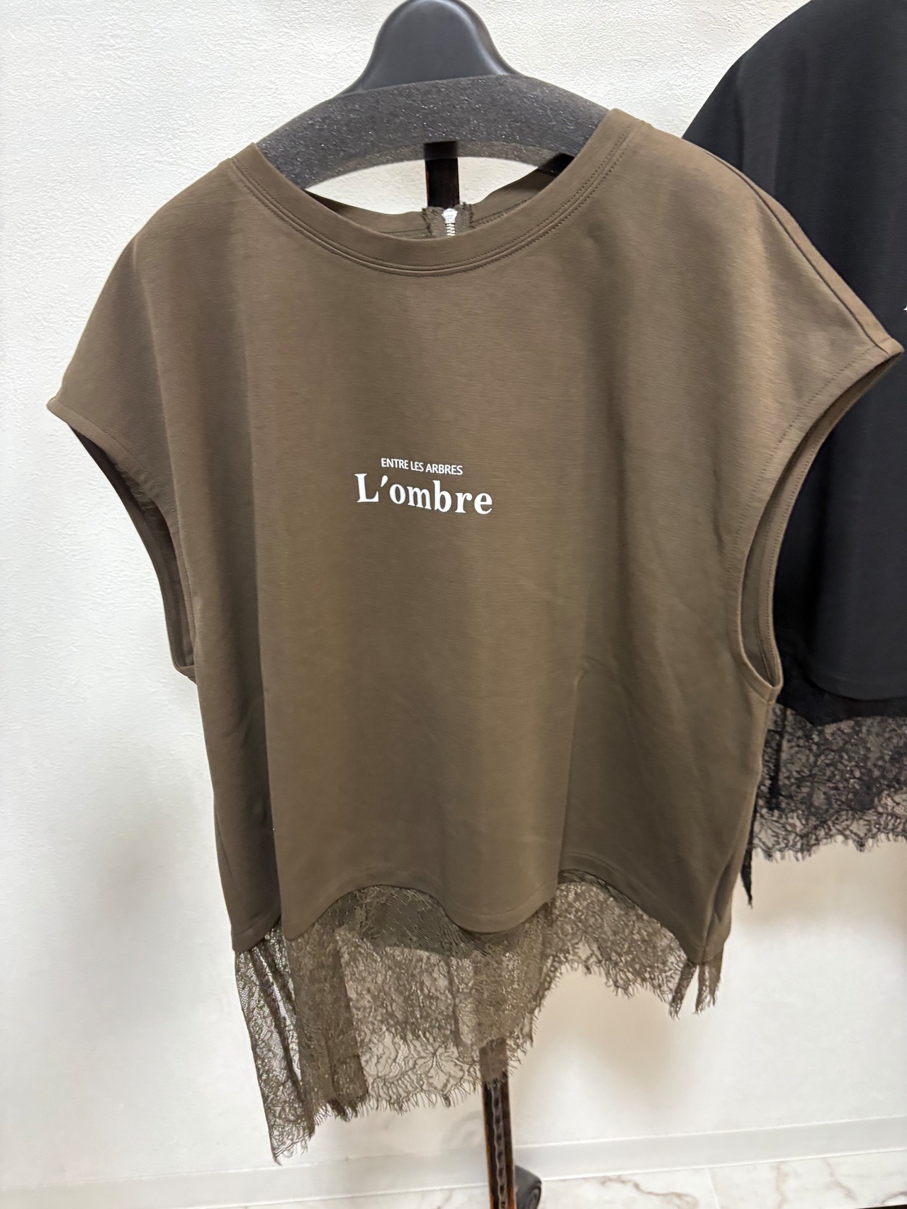 【レルビエ】バックジップ　ヘムレースT　52332