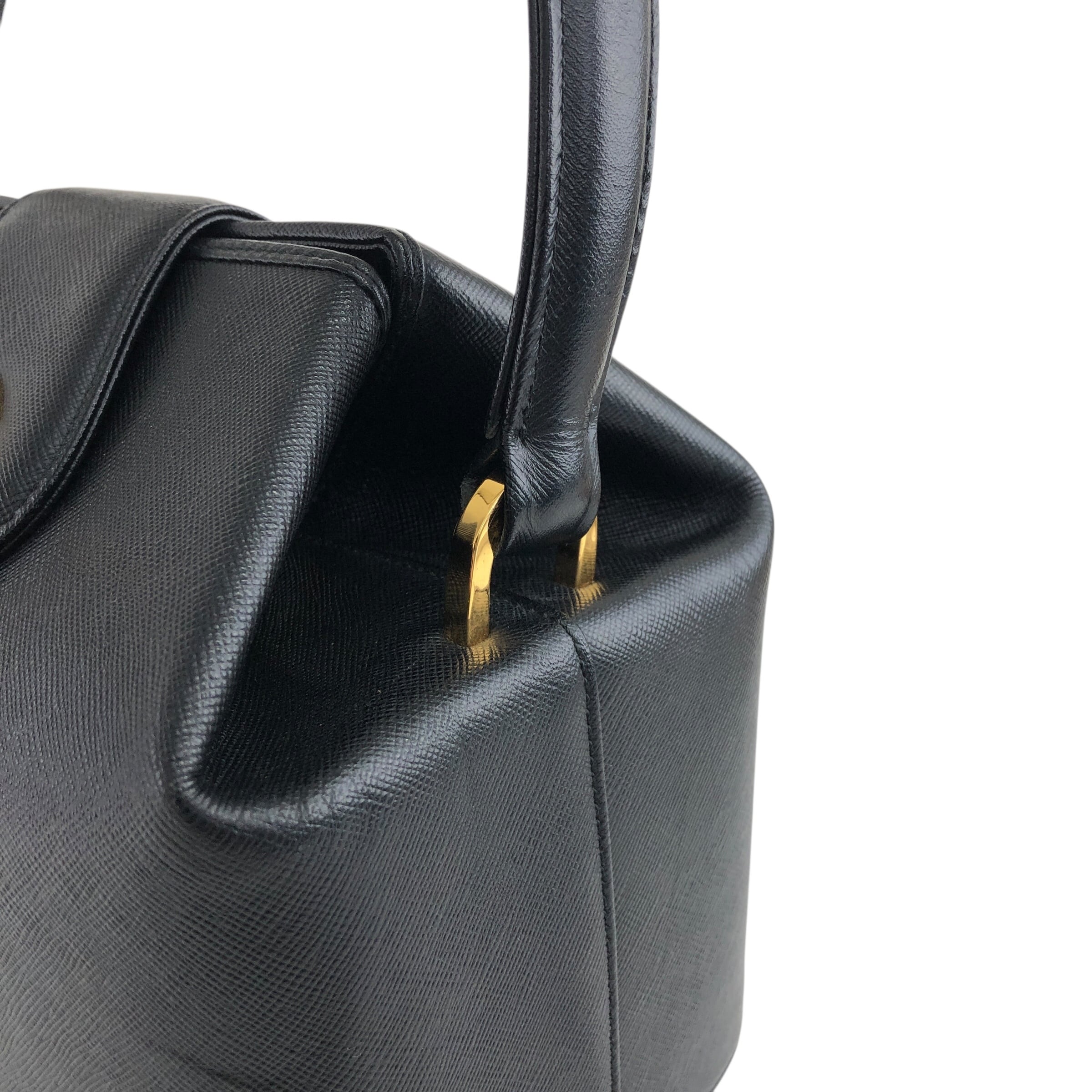 GIVENCHY ジバンシィ ハンドバッグ ブラック ターンロック レザー