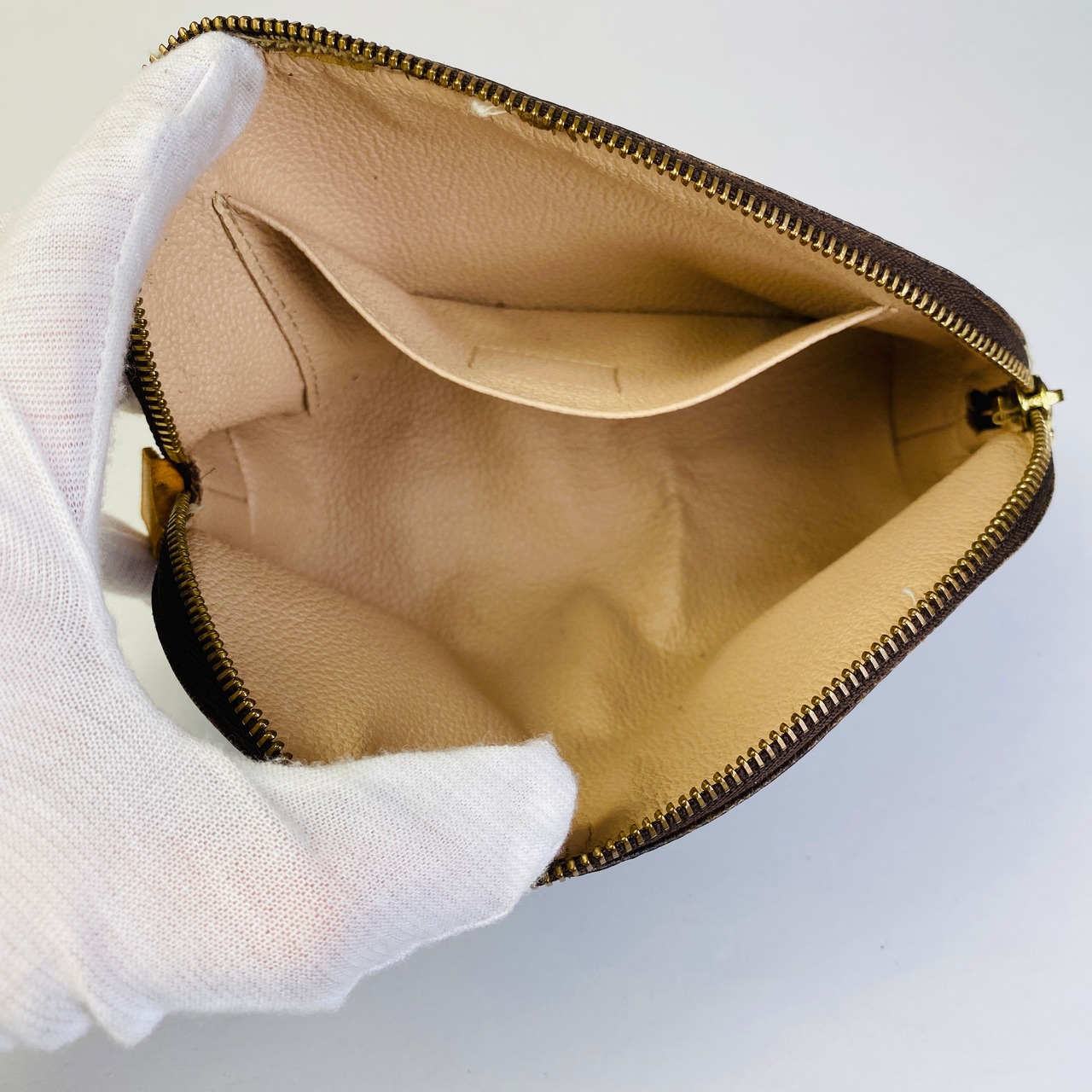 【最終処分SALE】LOUIS VUITTON ルイヴィトン  モノグラム PVC ポーチ ブラウン A-6679