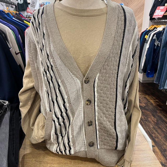 【3D vest】／ ニットベスト
