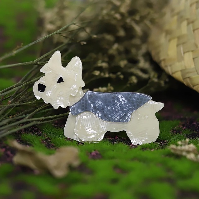 イヌ ブローチ Lovely Scottish terrier