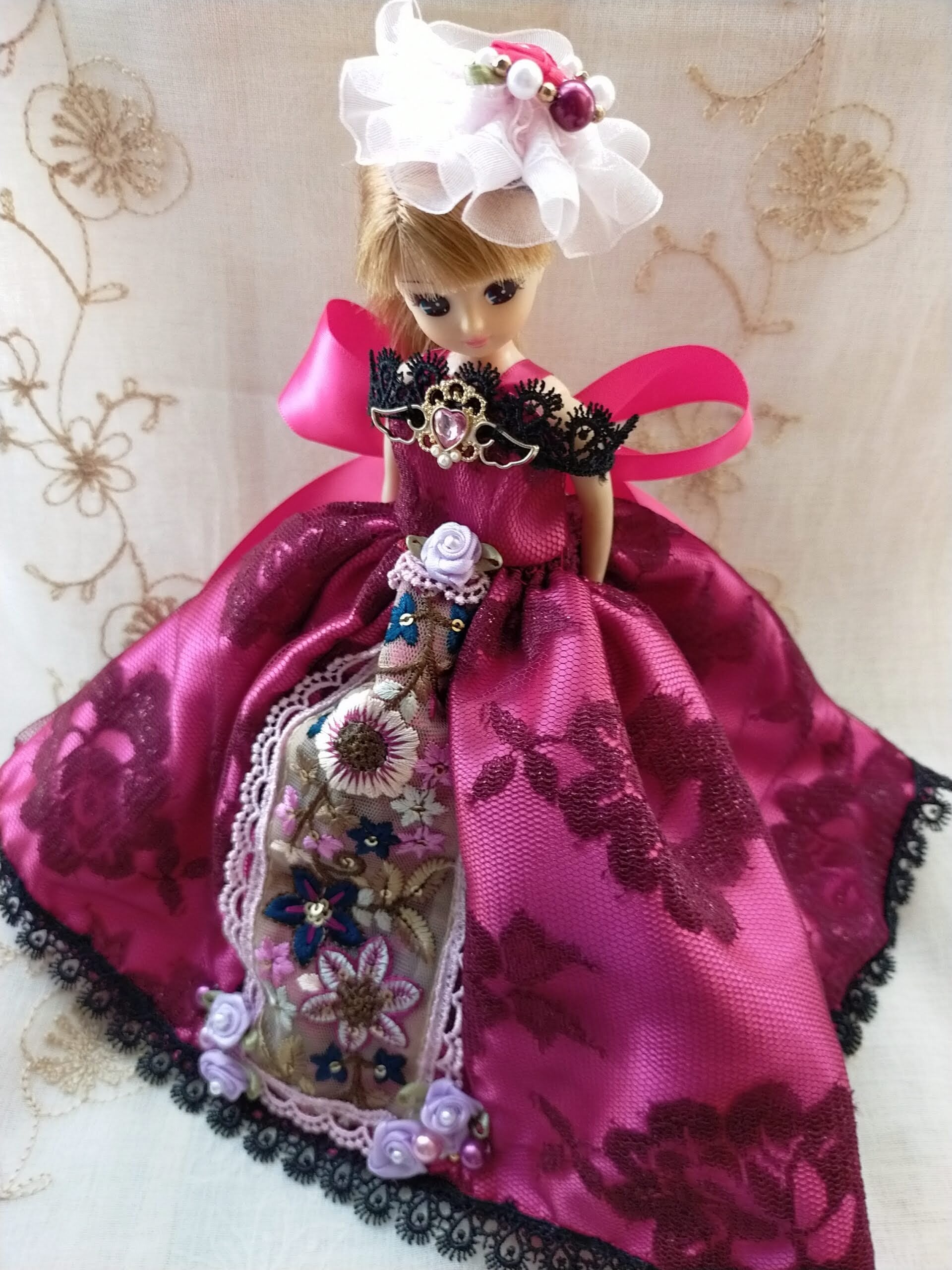 ブライダルお色直しシリーズ】刺繡入り華やかピンクドレス | リカコス