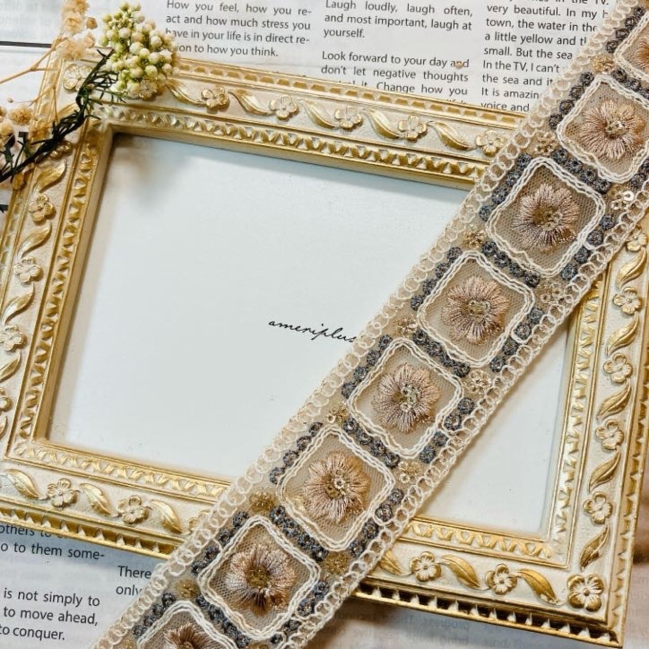 スウィートブロッサム [サンドベージュ]インド刺繍リボン A_0482