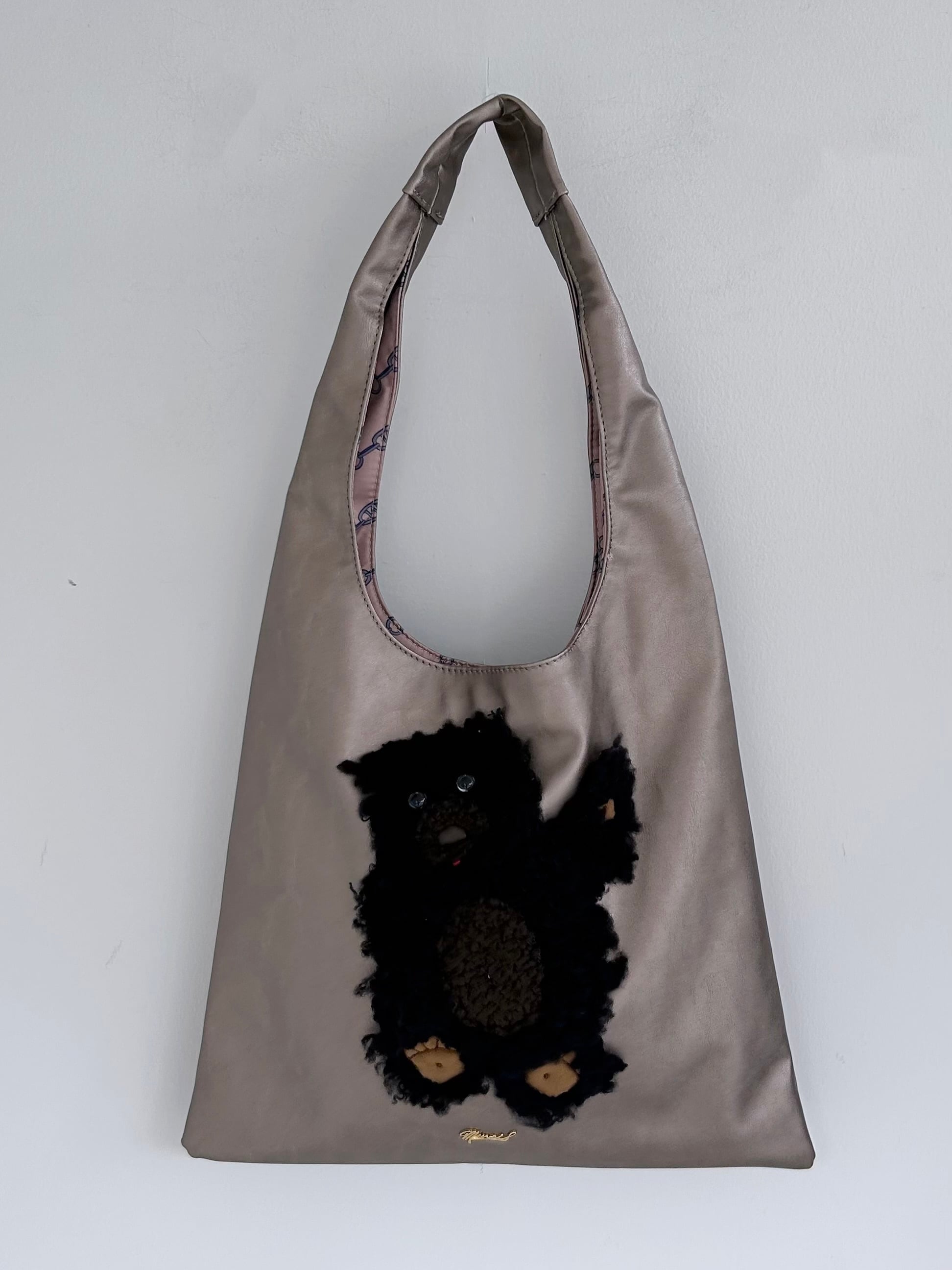 MUVEIL フェイクレザークマバッグ | KOKO