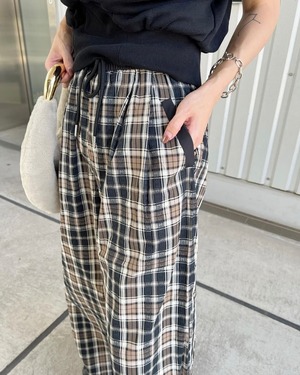 calm plaid wide easy pants <brown>