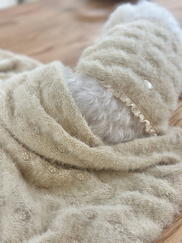 〈予約アイテム〉EYOU / ボードリーセーター (ベージュ)