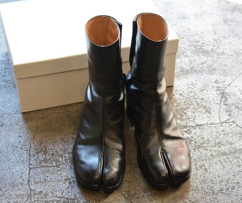 MAISON MARGIELA TABI BOOTS