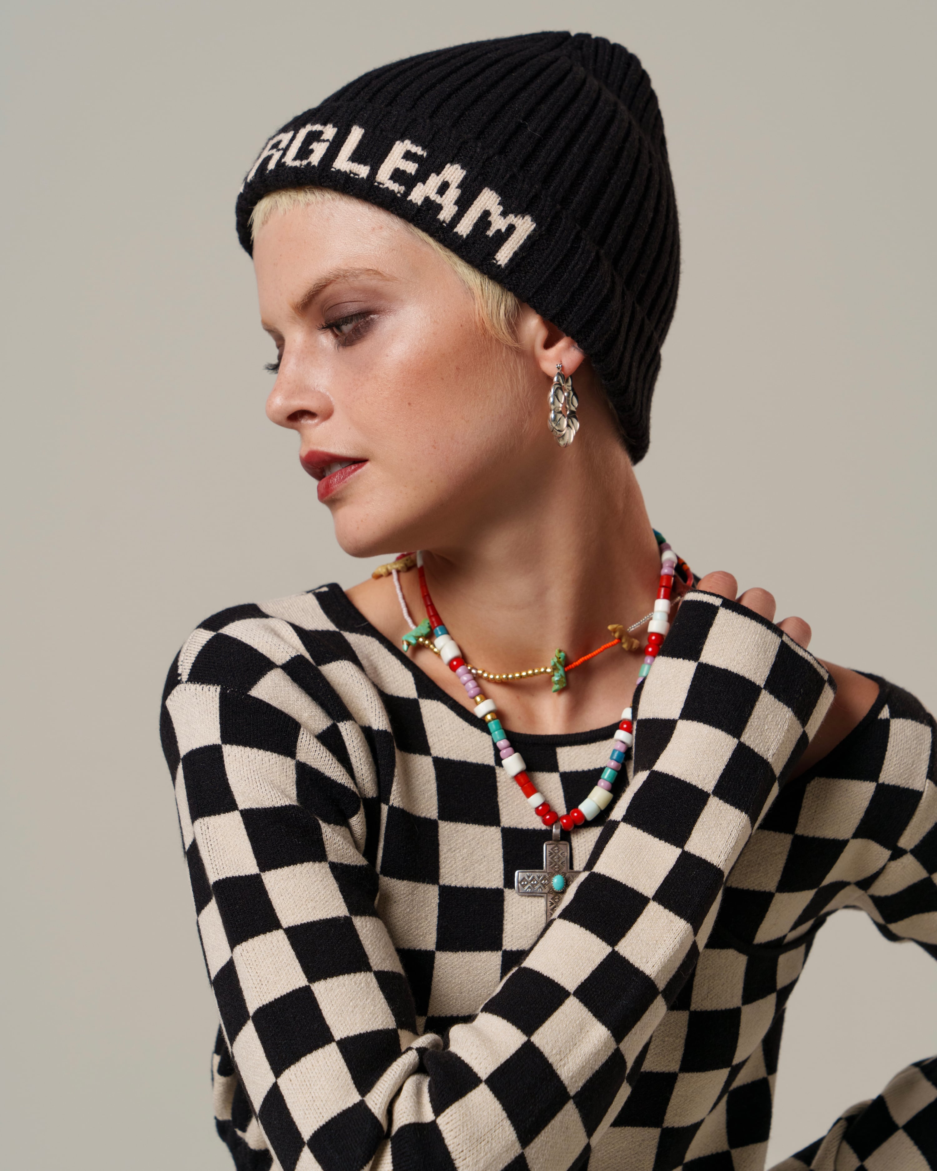 AMBERGLEAM アンバーグリーム　レザーパッチ　ニット帽　ニットキャップ AMBERGLEAM | Concho Knit Cap / Black | AMBERGLEAM