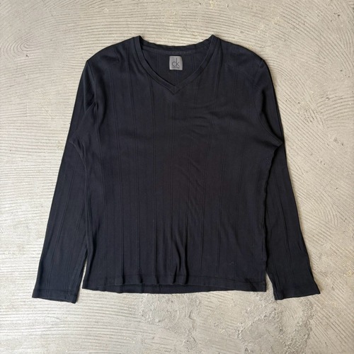 Calvin Klein / V-neck knit sweater