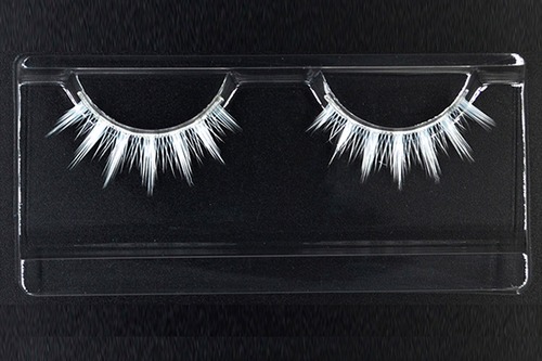 撮影用アイテム ホワイトカラー まつげ 睫毛 ★呪術廻戦や刀剣乱舞のコスプレにはもちろん!創作、オリジナルコスプレにも使える! ★受注品★