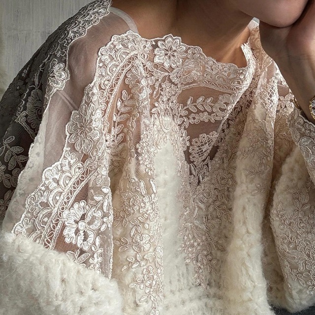 Floral lace sweater in 2 color S130