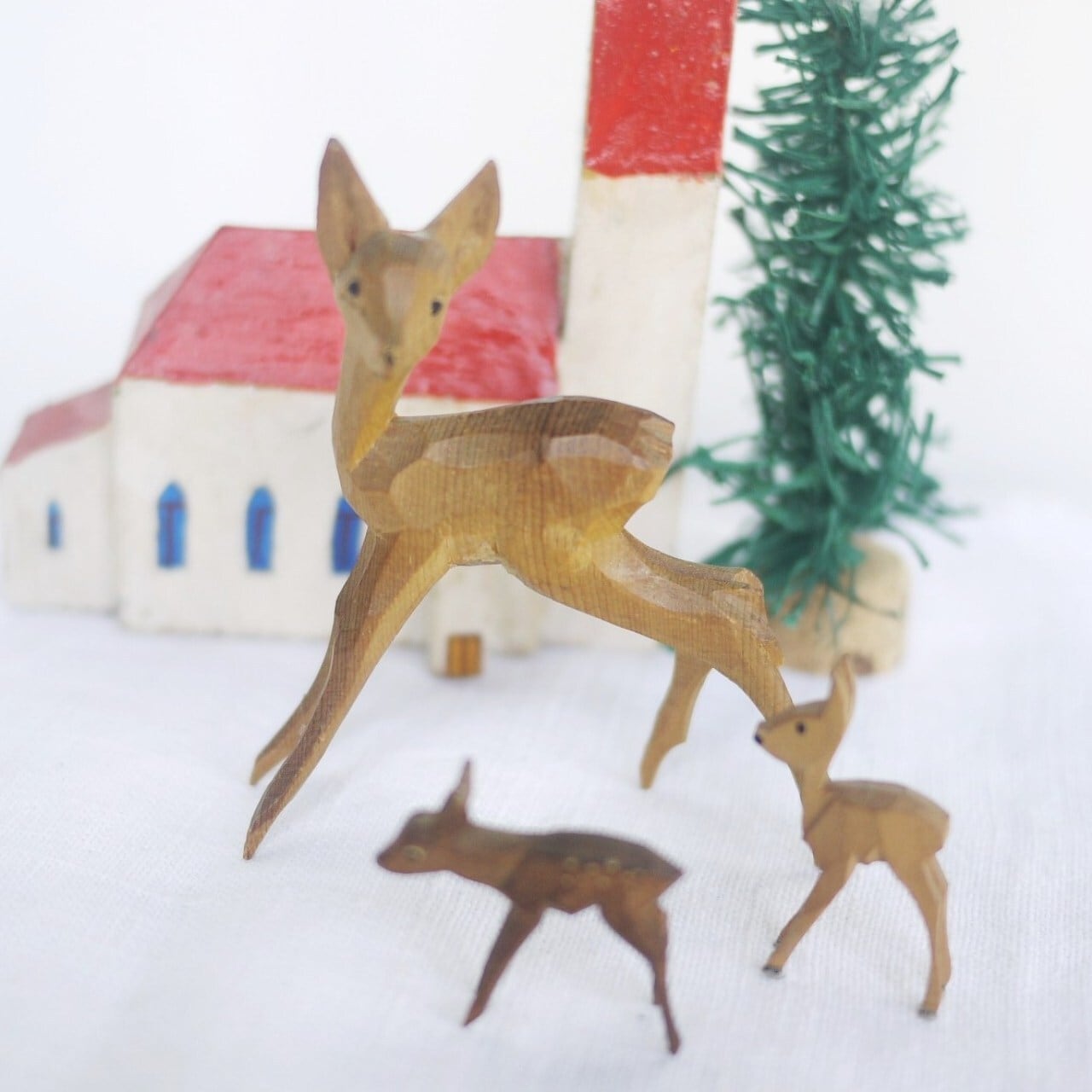 木彫り 鹿の親子 ウッドカービング 一刀彫