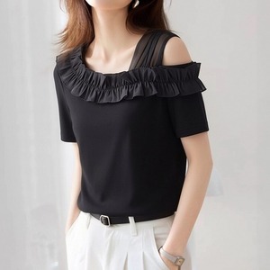 black asymmetrical off-shoulder ruffle top＜t3316＞
