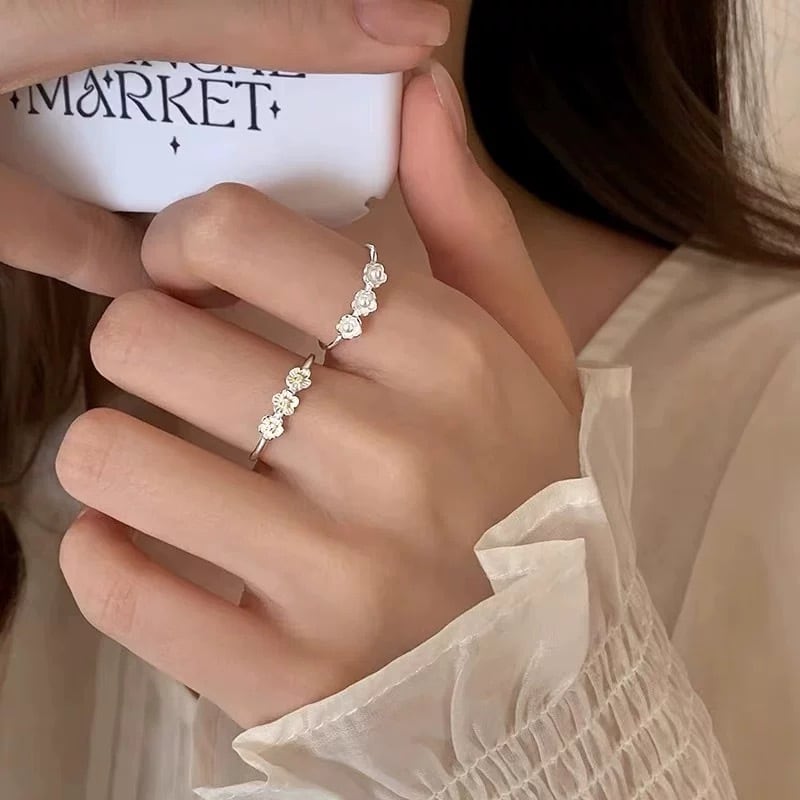 Three Flower Ring