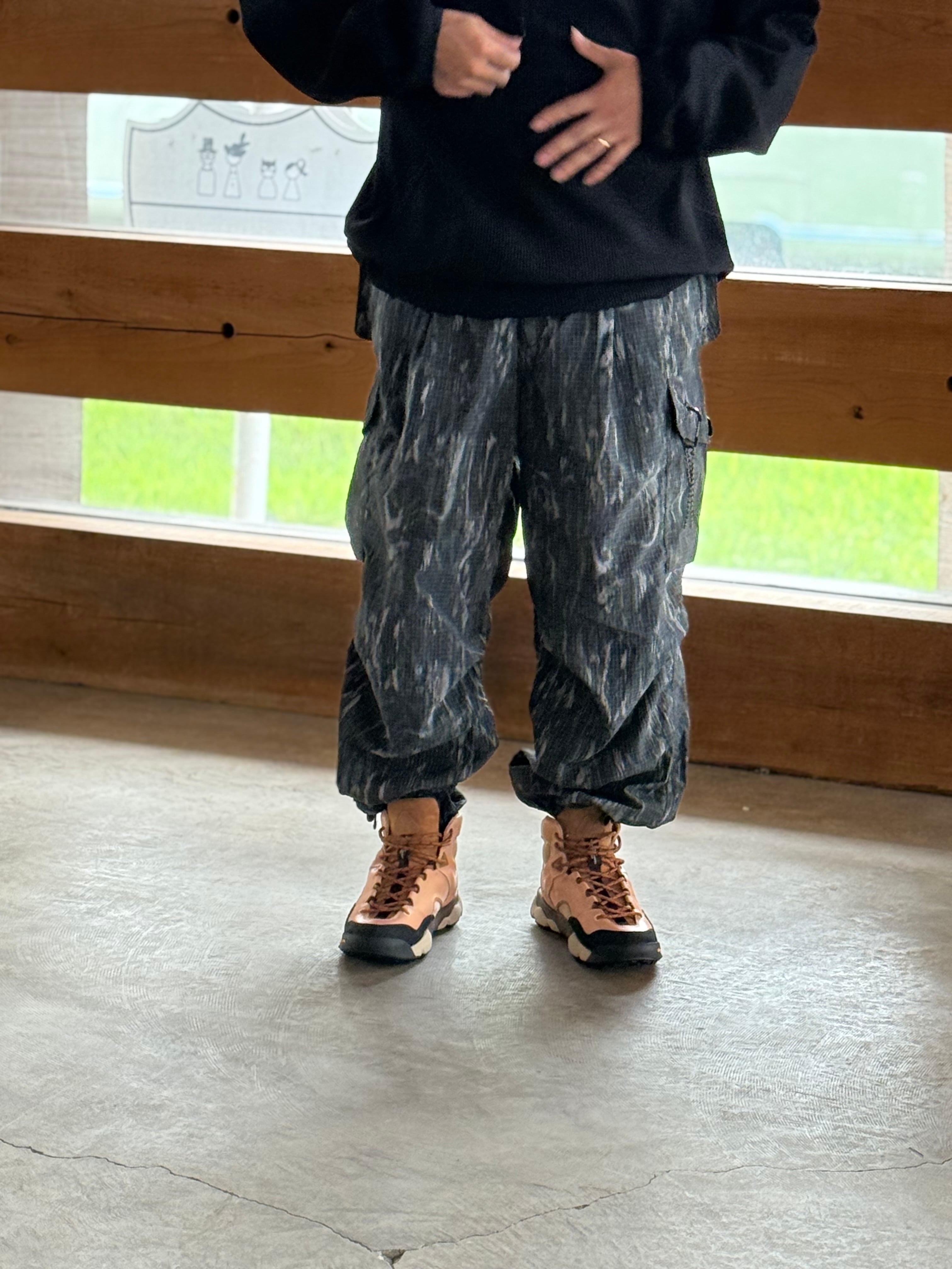 パンツ and wander printed cargo pants and wander/アンドワンダー/printed ripstop cargo pants カーゴパンツ