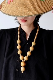 Wooden balls necklace
