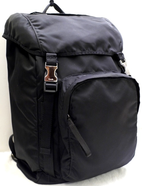美品◆PRADA プラダ V135 大容量 男女可 テスート ナイロン リュック バックパック ロックサック 黒◆ 使い勝手の良さで大人気の定番モデル