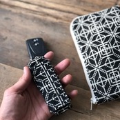 パレスチナ刺繍　キーホルダー（羽） TATREEZ