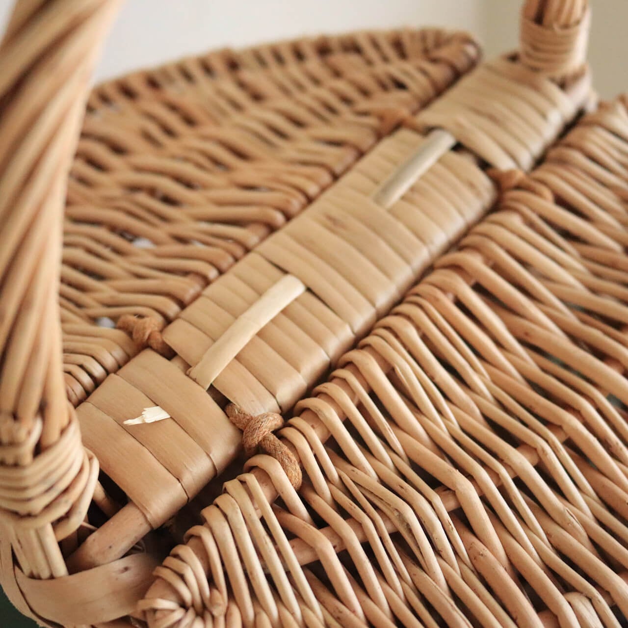 ウィッカーバスケット ふた付き ＊ 花かご かご ナチュラル インテリア