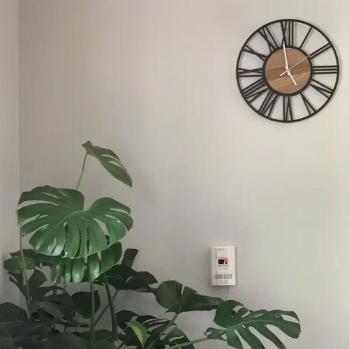 壁時計 直径40cm レトロ調 マントルクロック 無音タイプ インテリア アイアンウッドローマンウォールクロック アイアンアートクリエイティブミュートクロック リビングルームポーチホームモデルルーム用ウォールクロック アートウォールウォッチ