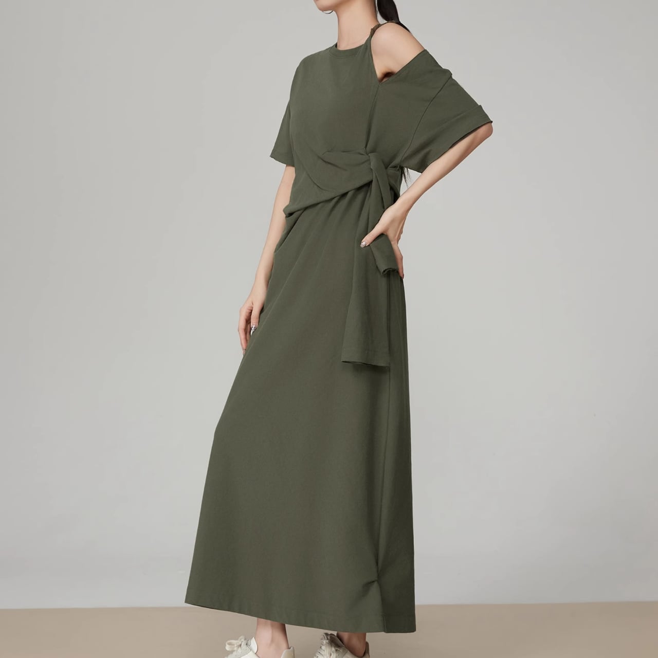 Asymmetrical open shoulder dress S1180