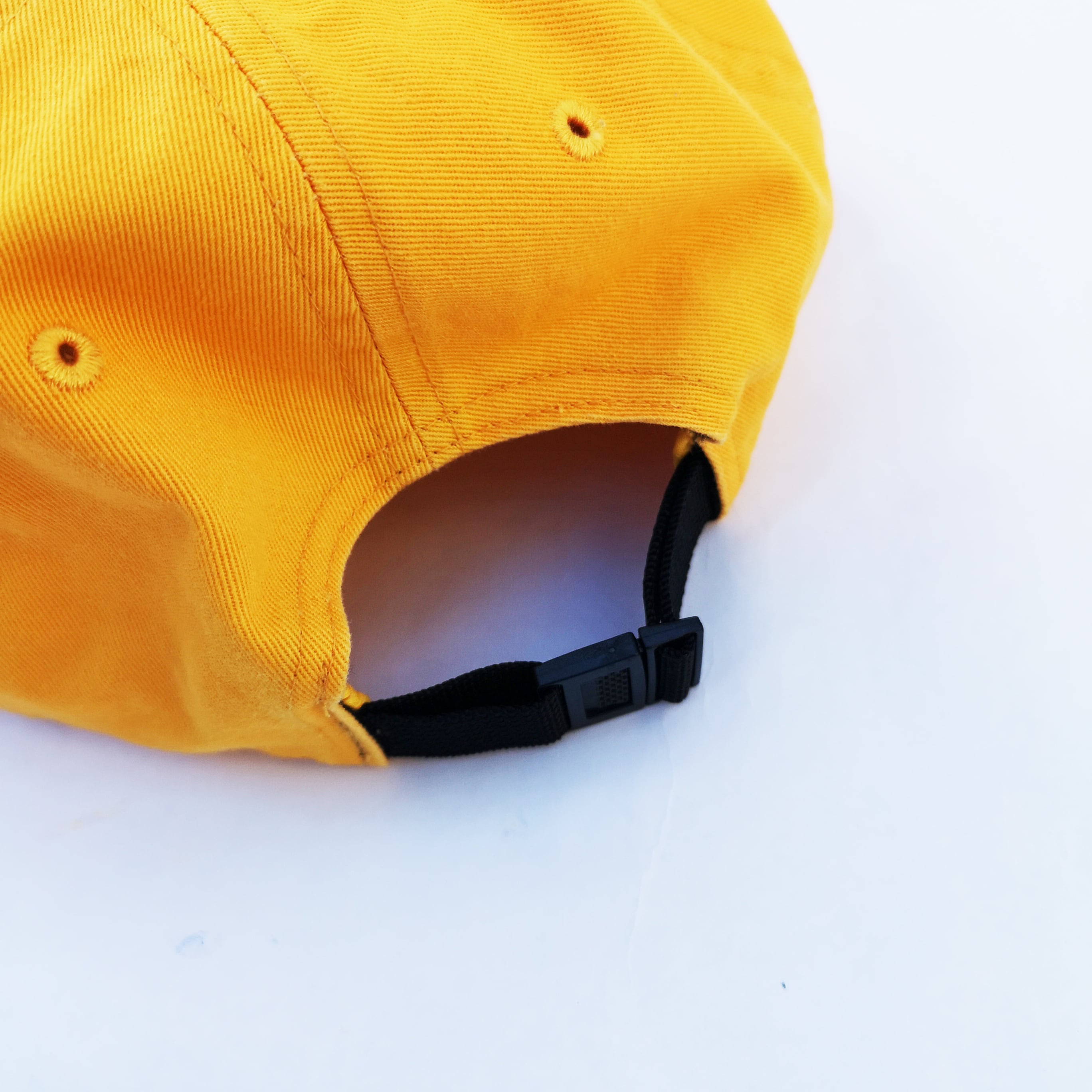 lllll Dumb Friends CAP YELLOW