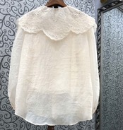 フレンチレース襟ブラウス
